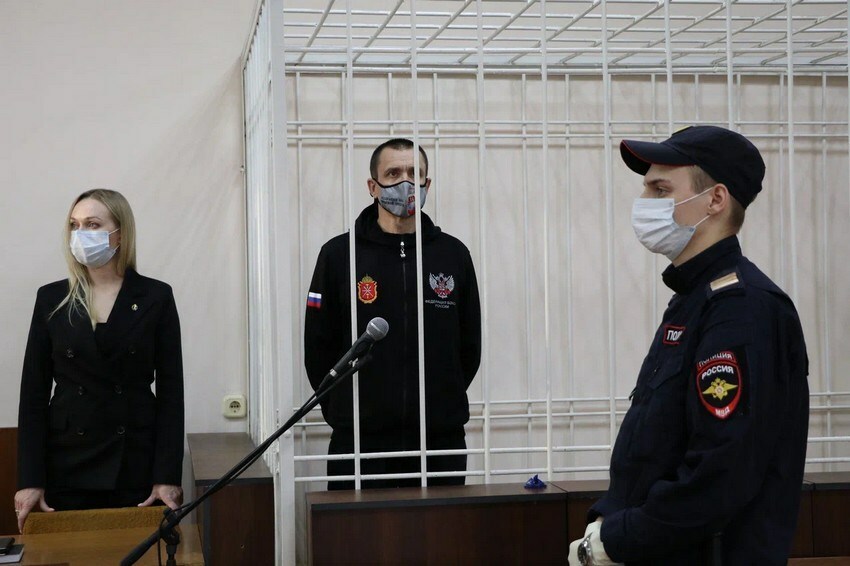 В Красноярске киллер Слава Палач получил 10 лет строгого режима