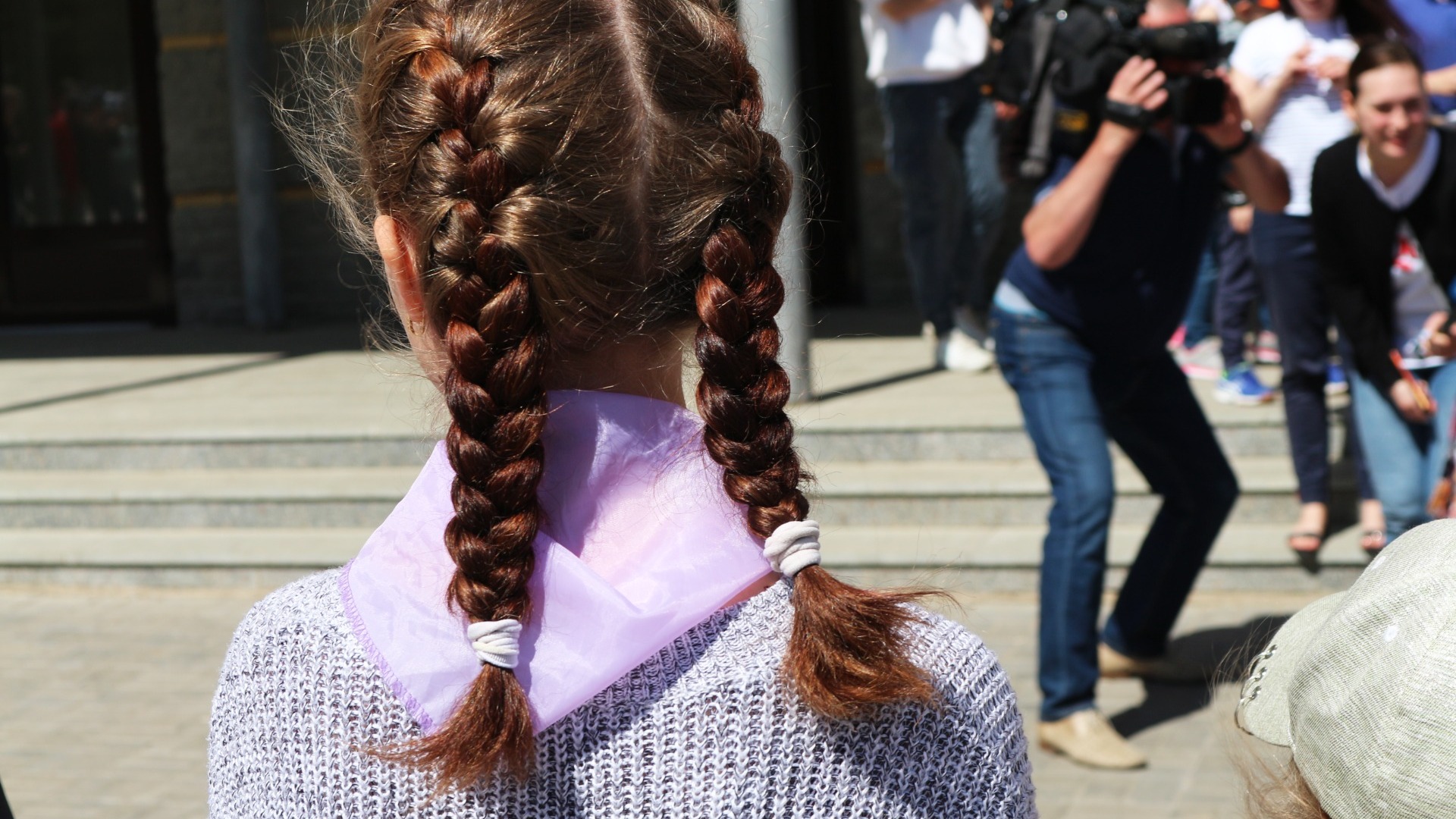 9-летняя девочка попала в больницу Ноябрьска после конфликта с одноклассниками
