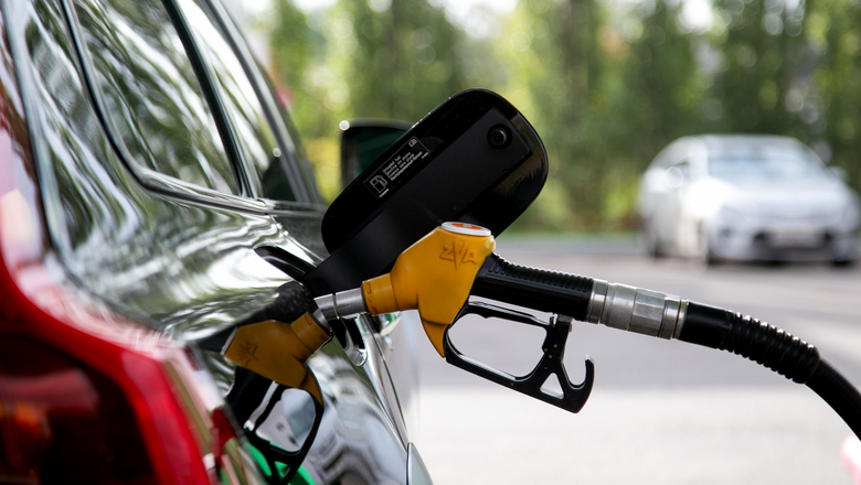 Как изменились цены на бензин в ХМАО после введения санкций