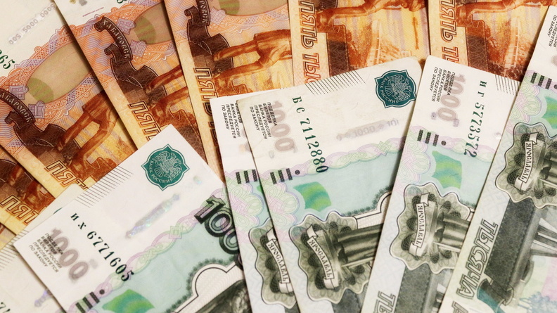 В Нижневартовске главного бухгалтера предприятия осудят за кражу 495 тысяч