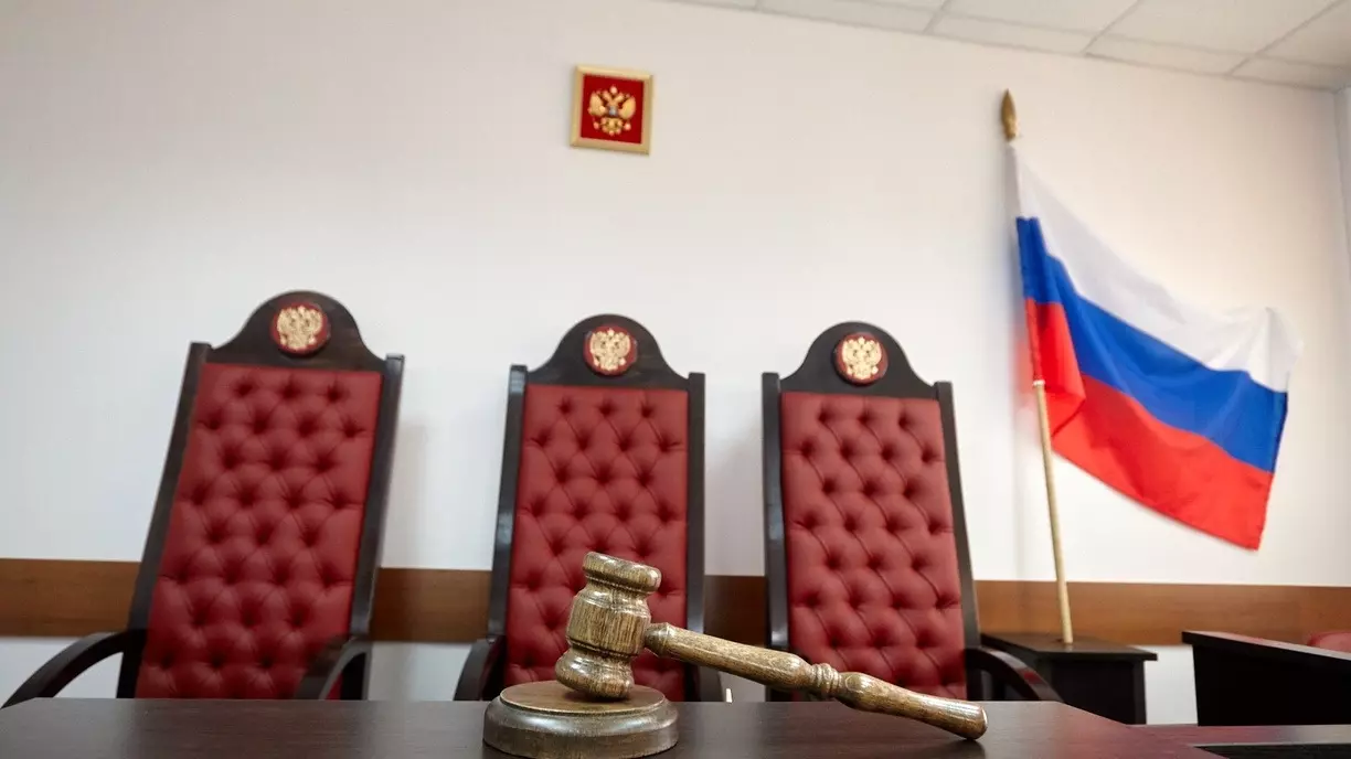 Суд прекратил производство по иску матери Алексея Навального*