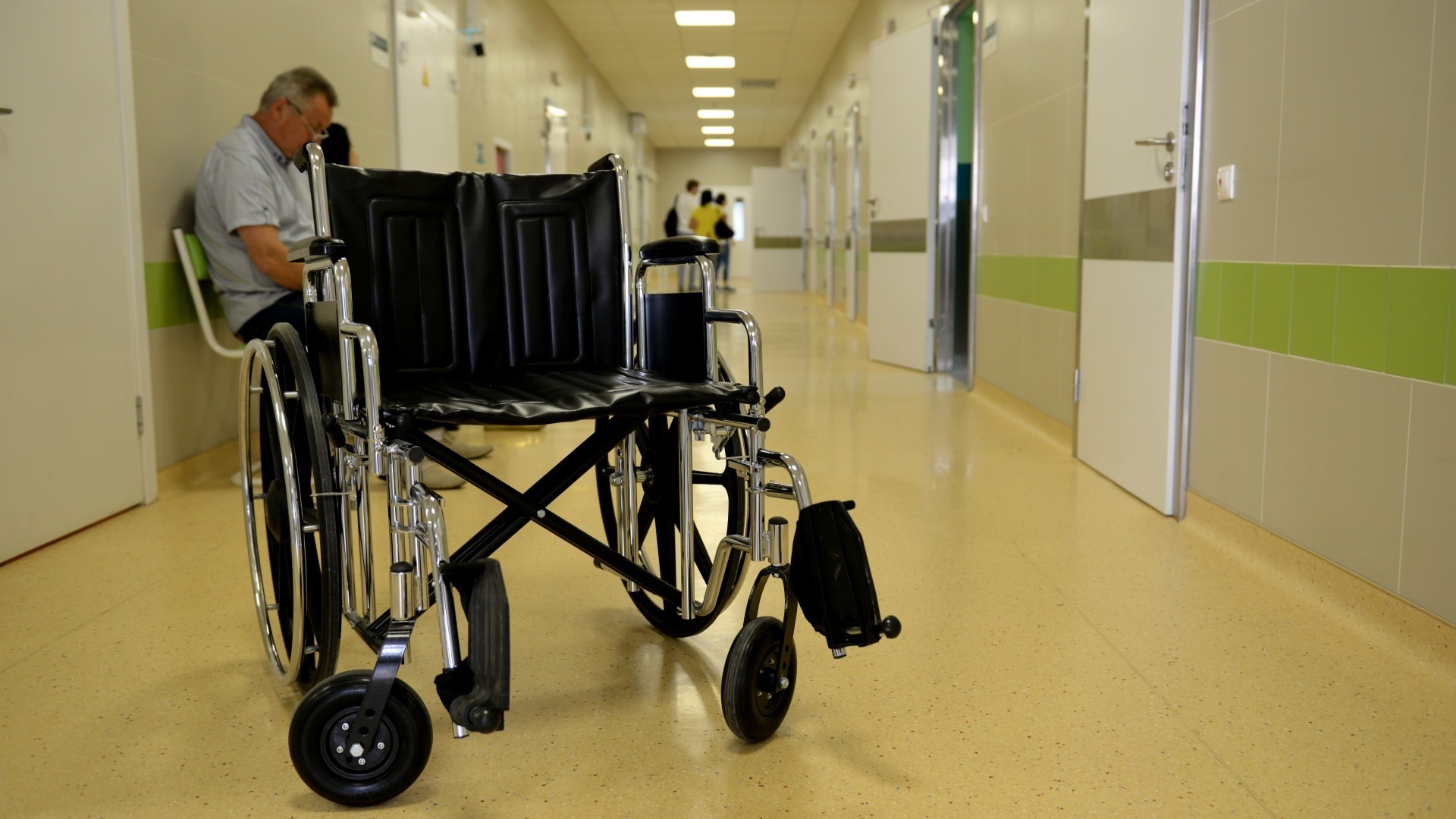 В Югре участникам СВО будут выдавать сертификаты на покупку инвалидных колясок