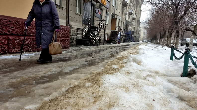 В Покачах упавшая на льду пенсионерка отсудила у коммунальщиков 110 тысяч рублей