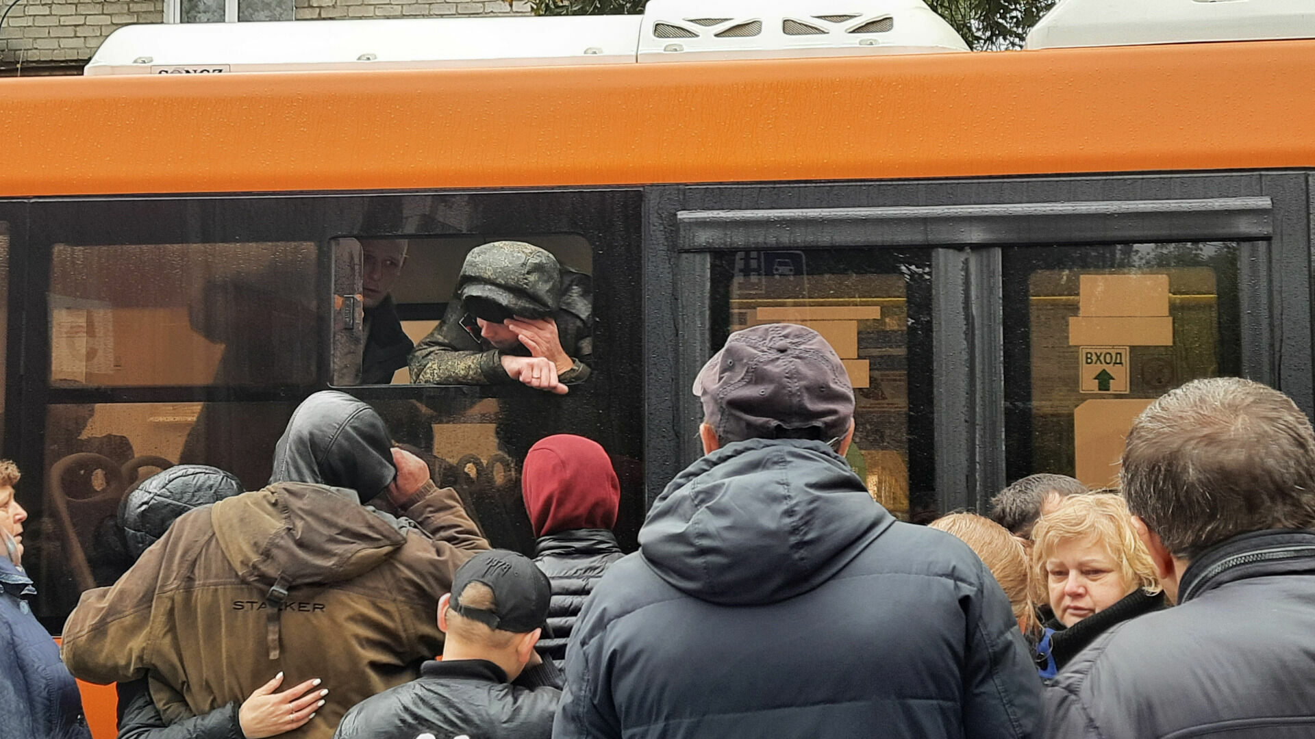 Студент из ХМАО вернулся домой после незаконной мобилизации