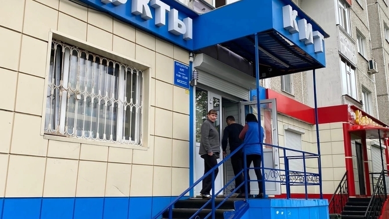 Владелец магазина в Сургуте извинился перед длинноволосым подростком