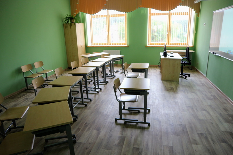 В столице ХМАО на 70% завершено строительство школы на 1056 мест