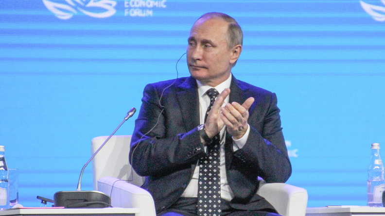 Путин обязал «Газпром» перечислить в бюджет 1,2 трлн рублей вместо дивидендов