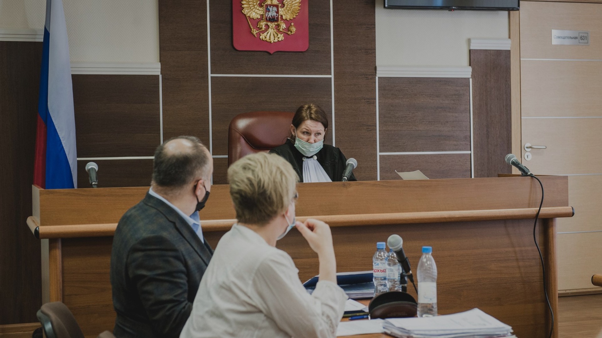 «Вас называют доносчиком!» Муж погибшей медсестры из Сургута не сдержал эмоций в суде