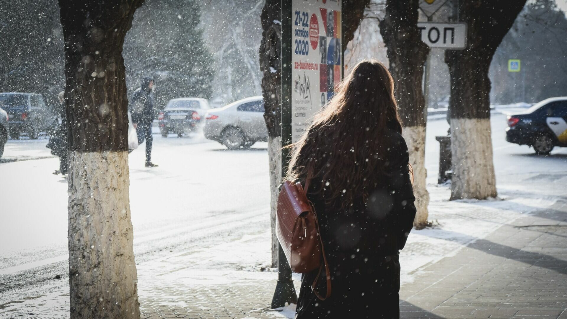 В ХМАО ожидается снег и усиление ветра 17 декабря 