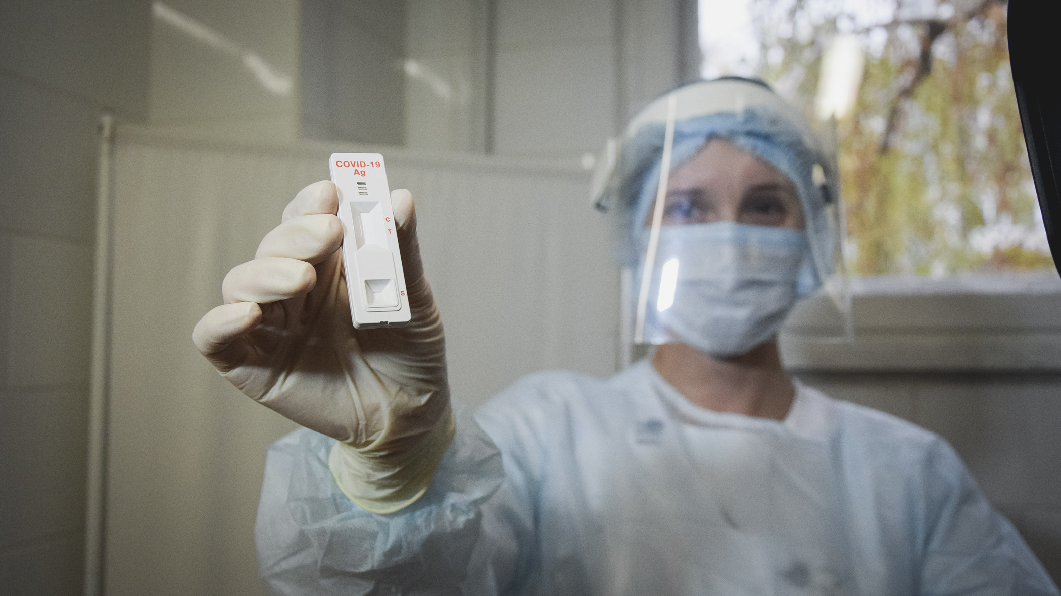 В ХМАО за сутки коронавирусом заболели 33 человека