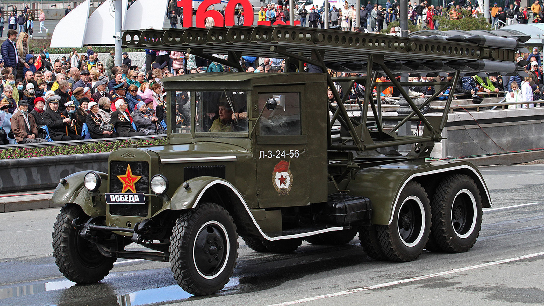 В Нижневартовске не нашли военную технику для шествия на 9 мая