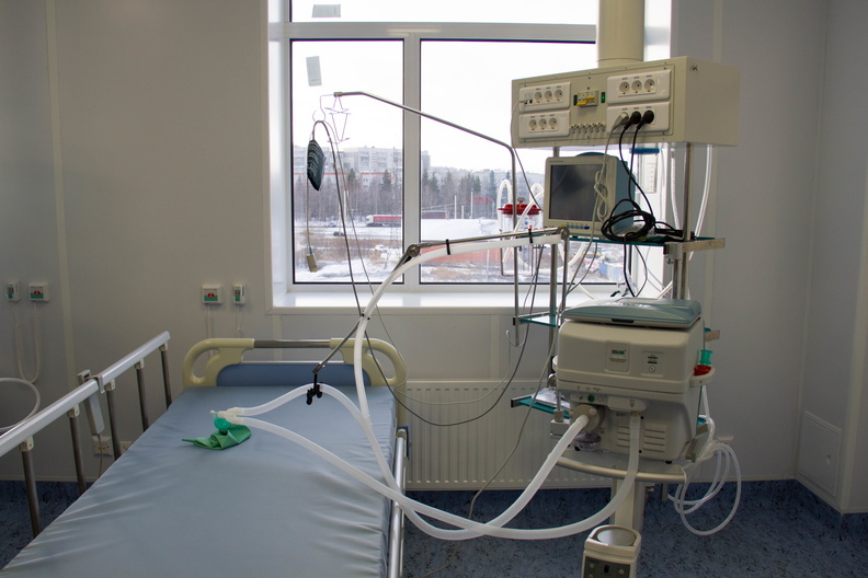 В ХМАО 171 пациент с ковидом находится в тяжёлом состоянии