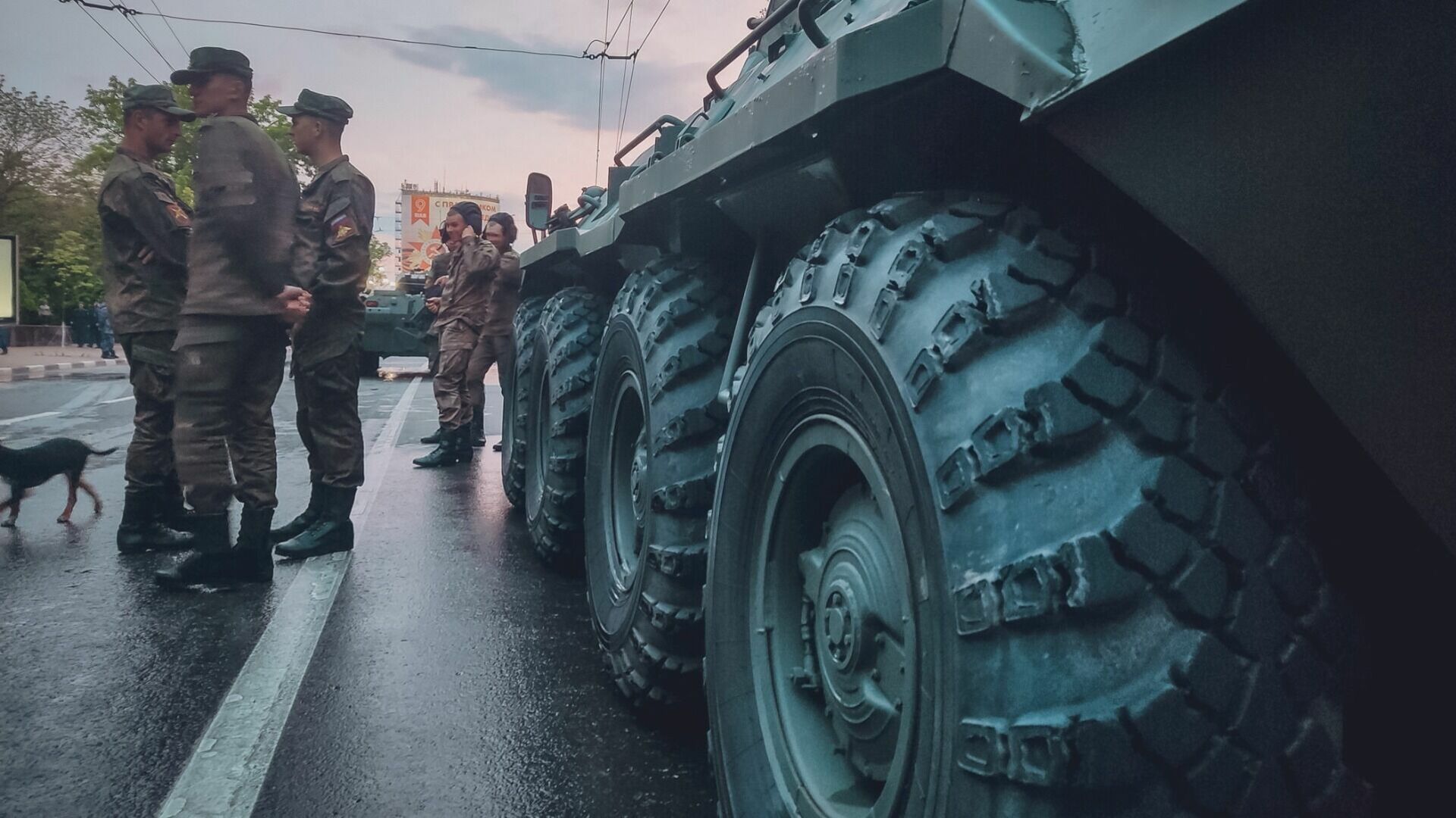 Югорчан возмутил сбор средств на солярку бойцами в танковой части под Омском