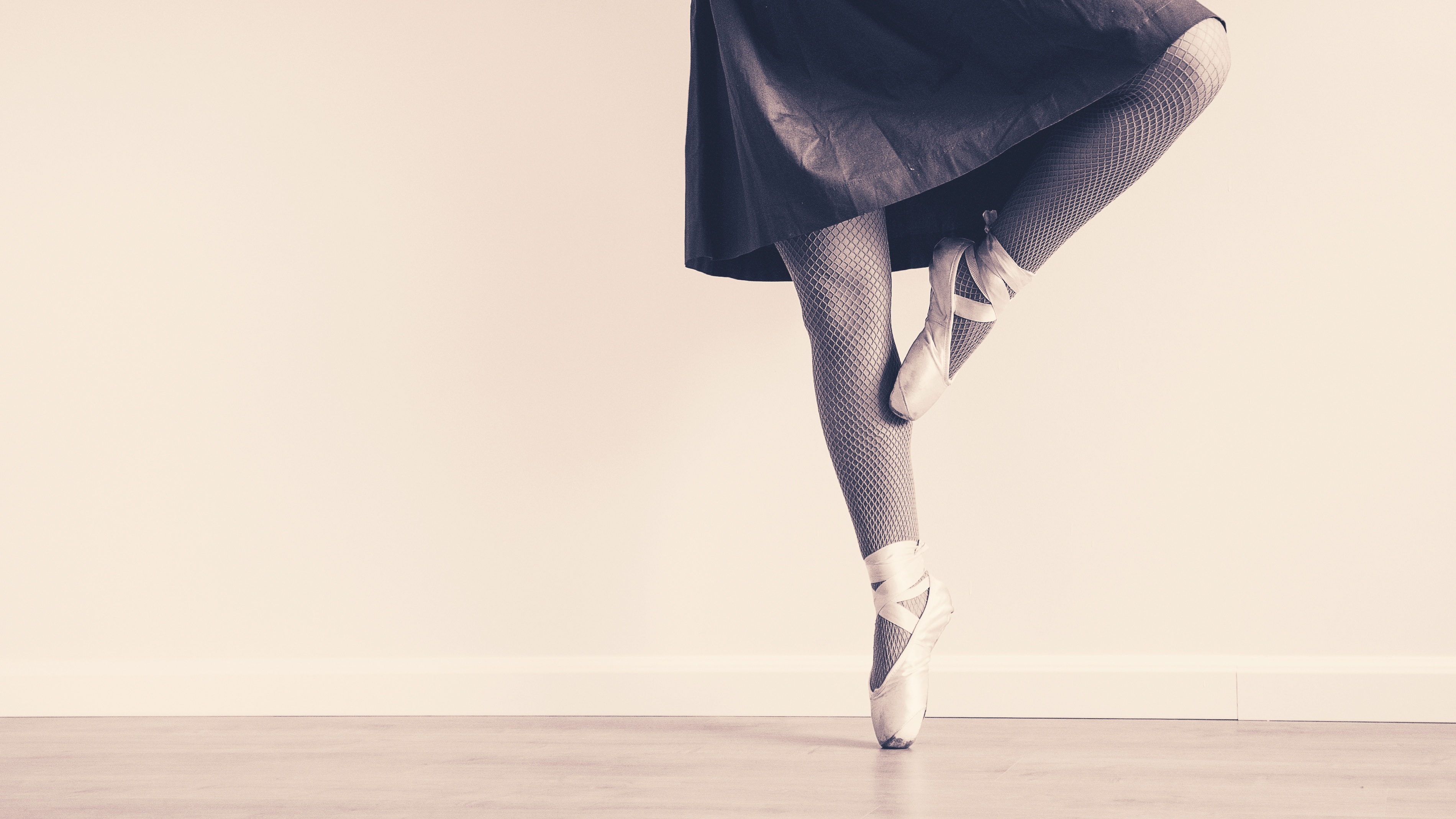 На Ямале 11-летняя девочка на уроке балета сломала позвоночник