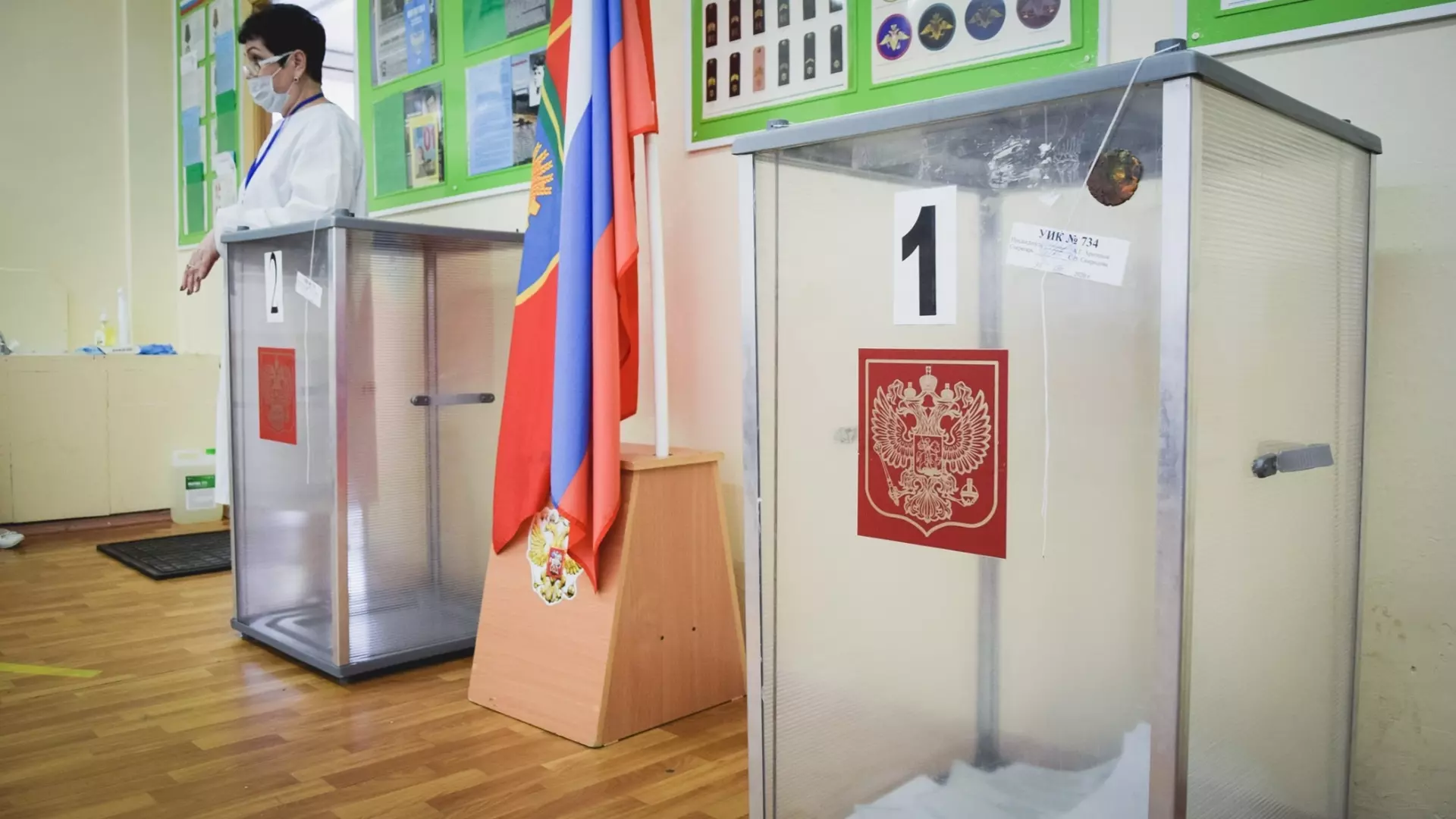 Около 300 сотрудников Сургутнефтегаза задействованы на выборах президента РФ