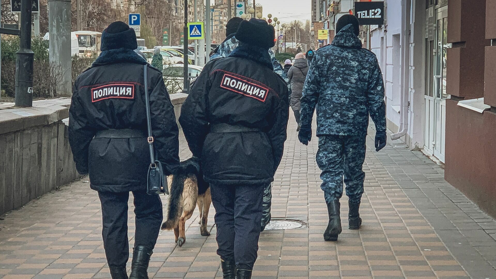 В Нижневартовске после сообщения о минировании эвакуировали суд