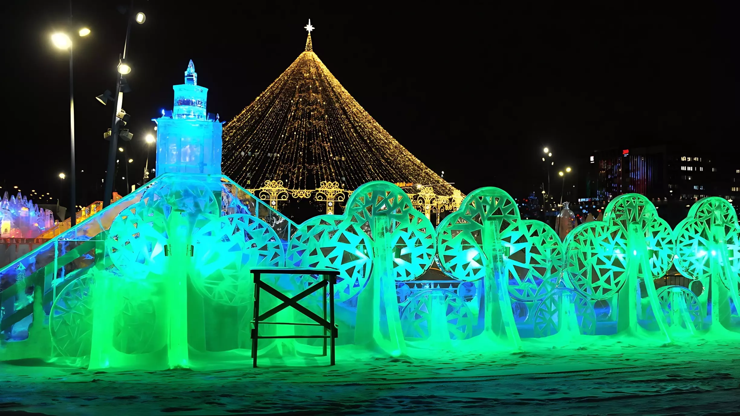 В Сургуте построят зимние городки для новогодних развлечений