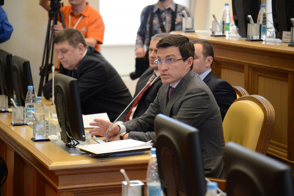 Депутат думы ХМАО Михаил Сердюк не подтвердил информацию об обысках в его компаниях