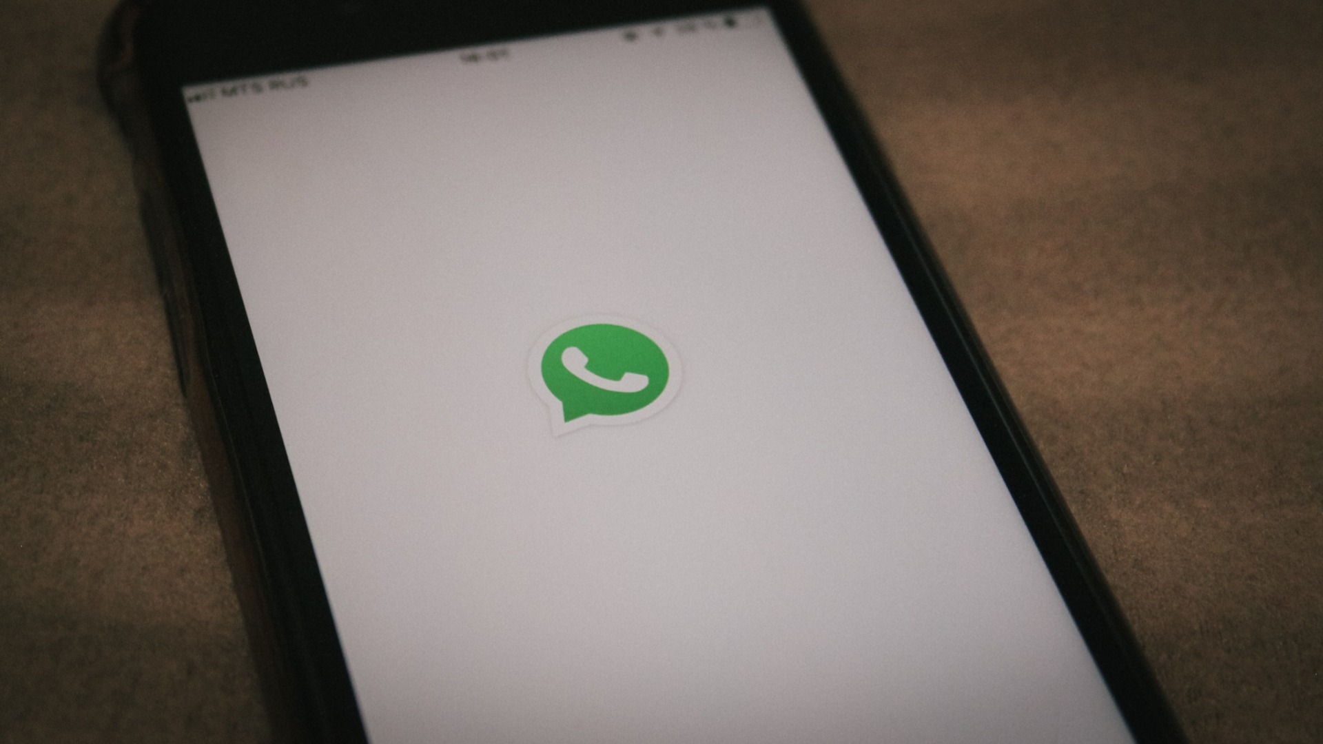 Жители ХМАО пожаловались на сбой в работе WhatsApp