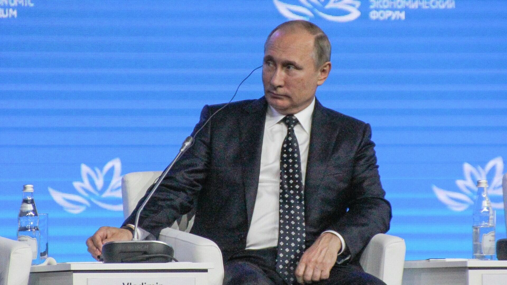 Путин признался в любви к Муксуну