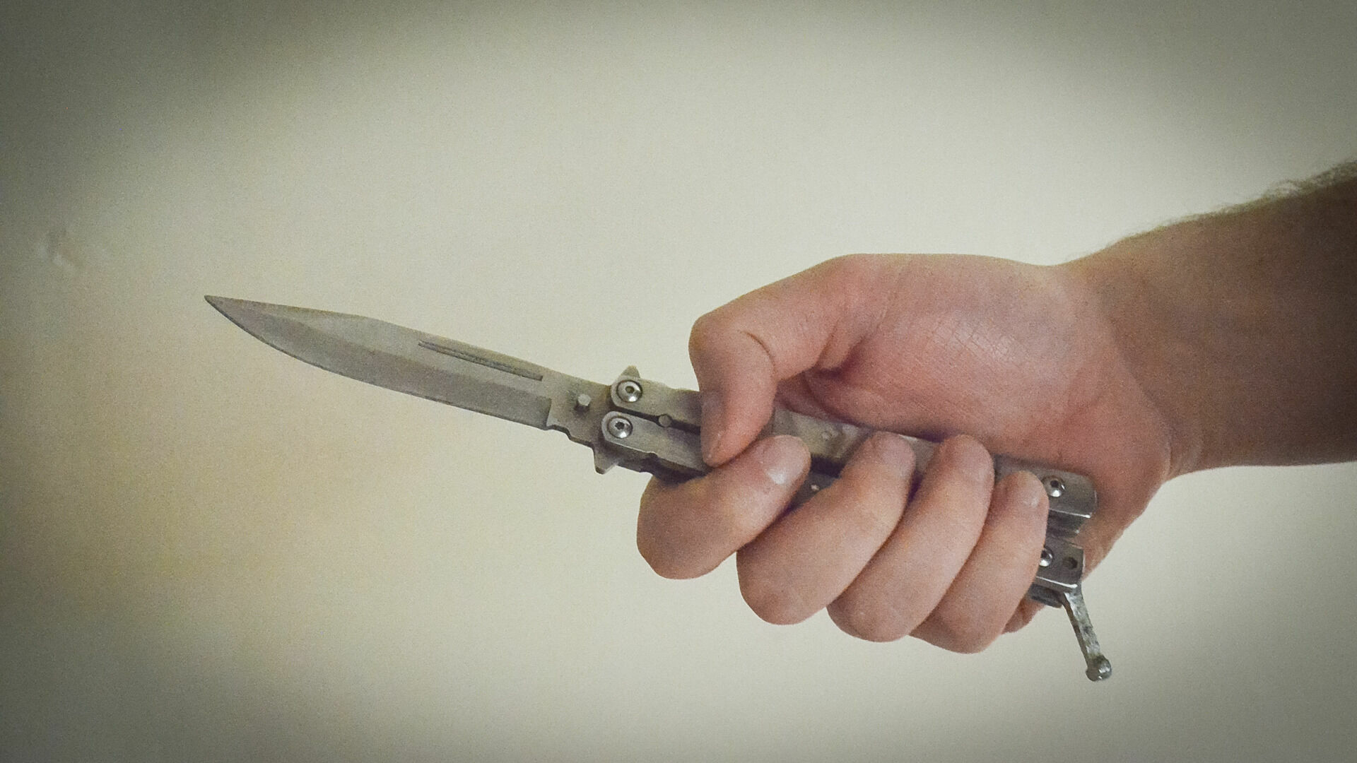 Власти Сургута разбираются в ситуации с мальчиком, угрожавшим сверстнику ножом