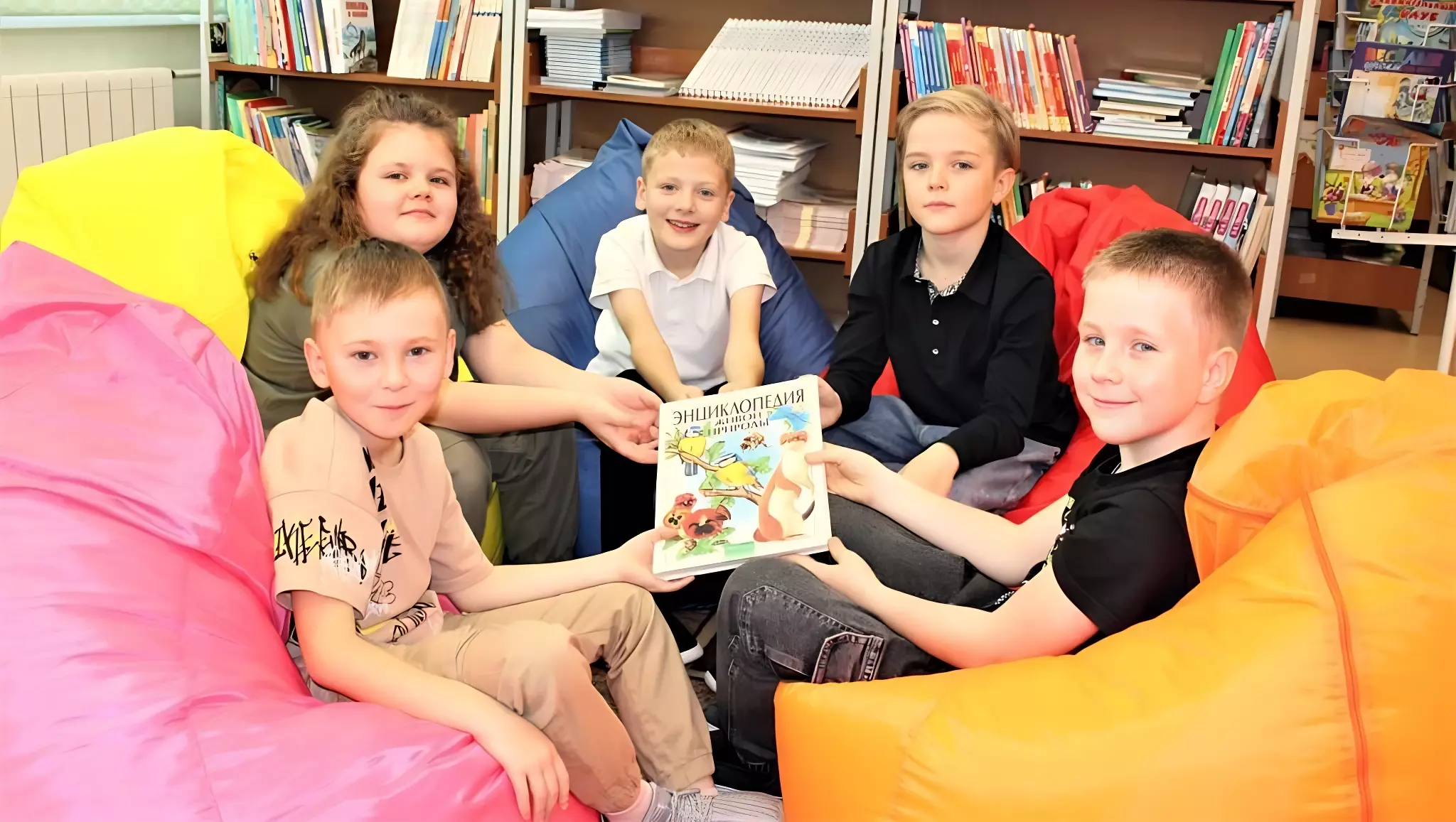 В Горноправдинске модернизировали читальный зал библиотеки начальной школы