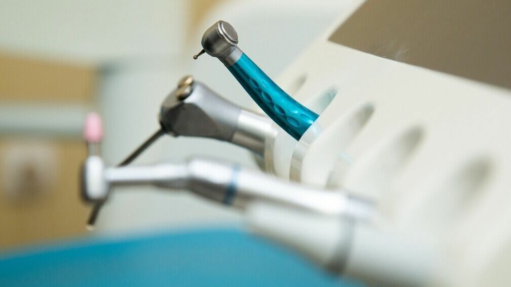 В ХМАО участники СВО смогут бесплатно посещать стоматолога