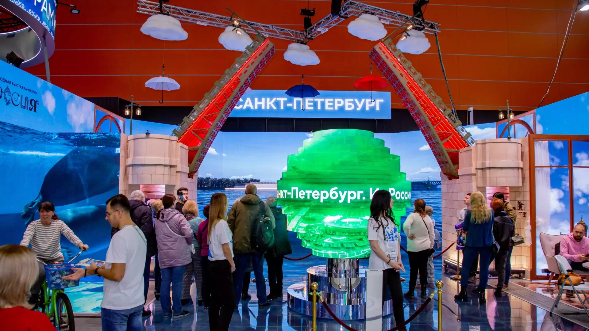 Санкт-Петербург продолжит креативить и удивлять на выставке «Россия»
