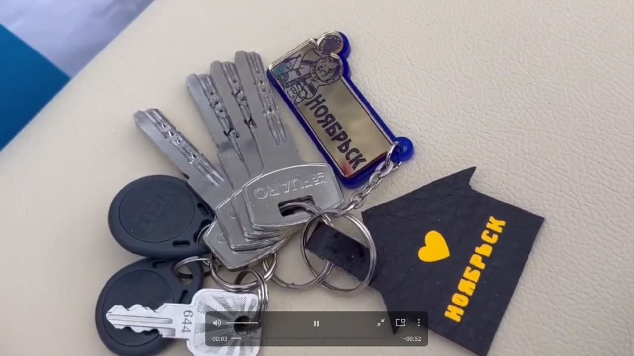 В Ноябрьске 85 переселенцев из авариек получили ключи от квартир в новостройке