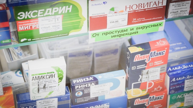 Алексей Добровольский: в Югре запаса необходимых лекарств хватит на 3-4 мес