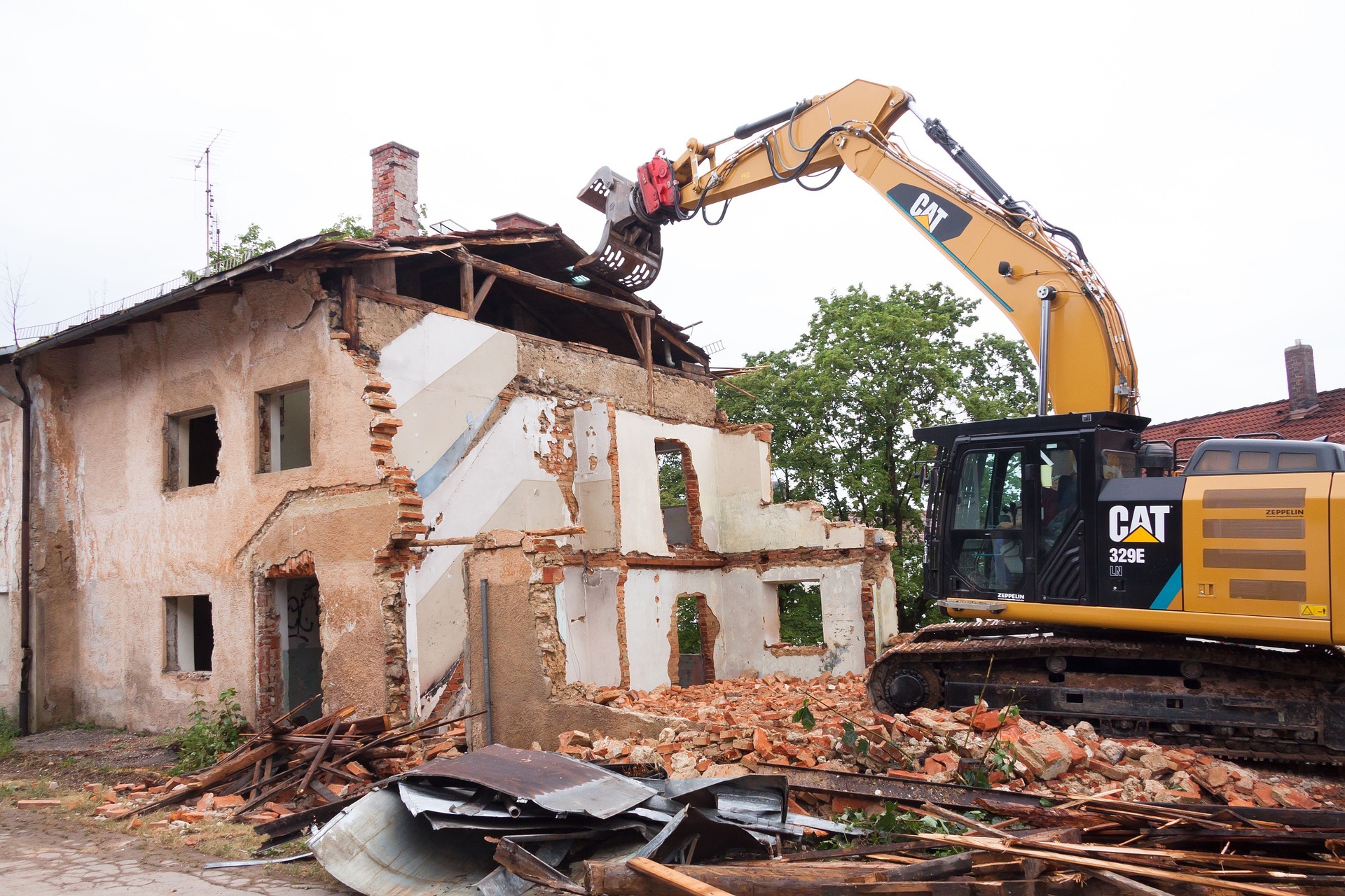 В Сургуте расселят более 180 аварийных домов