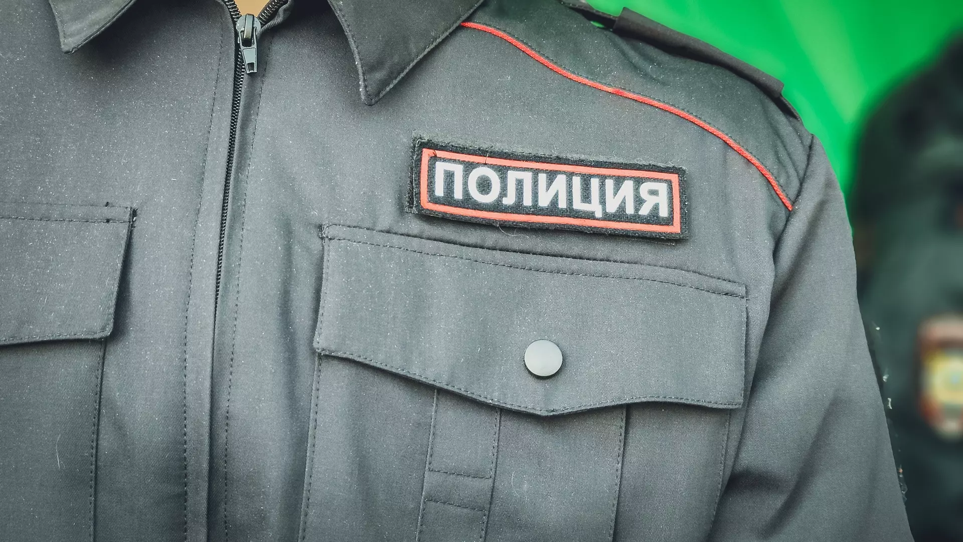 В Нижневартовске росгвардейцы эвакуировали студентов политеха