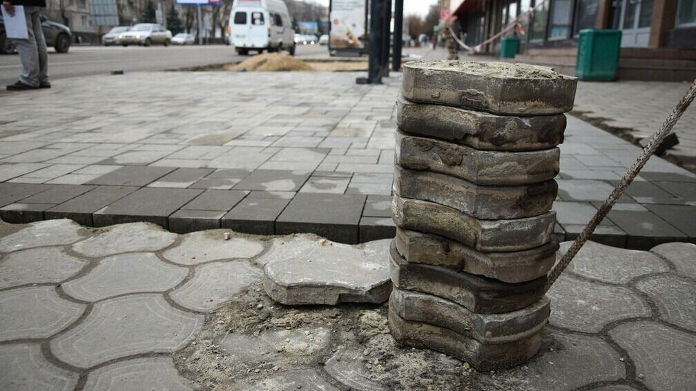 «Очередное отмывание денег»: жители Пыть-Яха раскритиковали сквер за 48 млн рублей