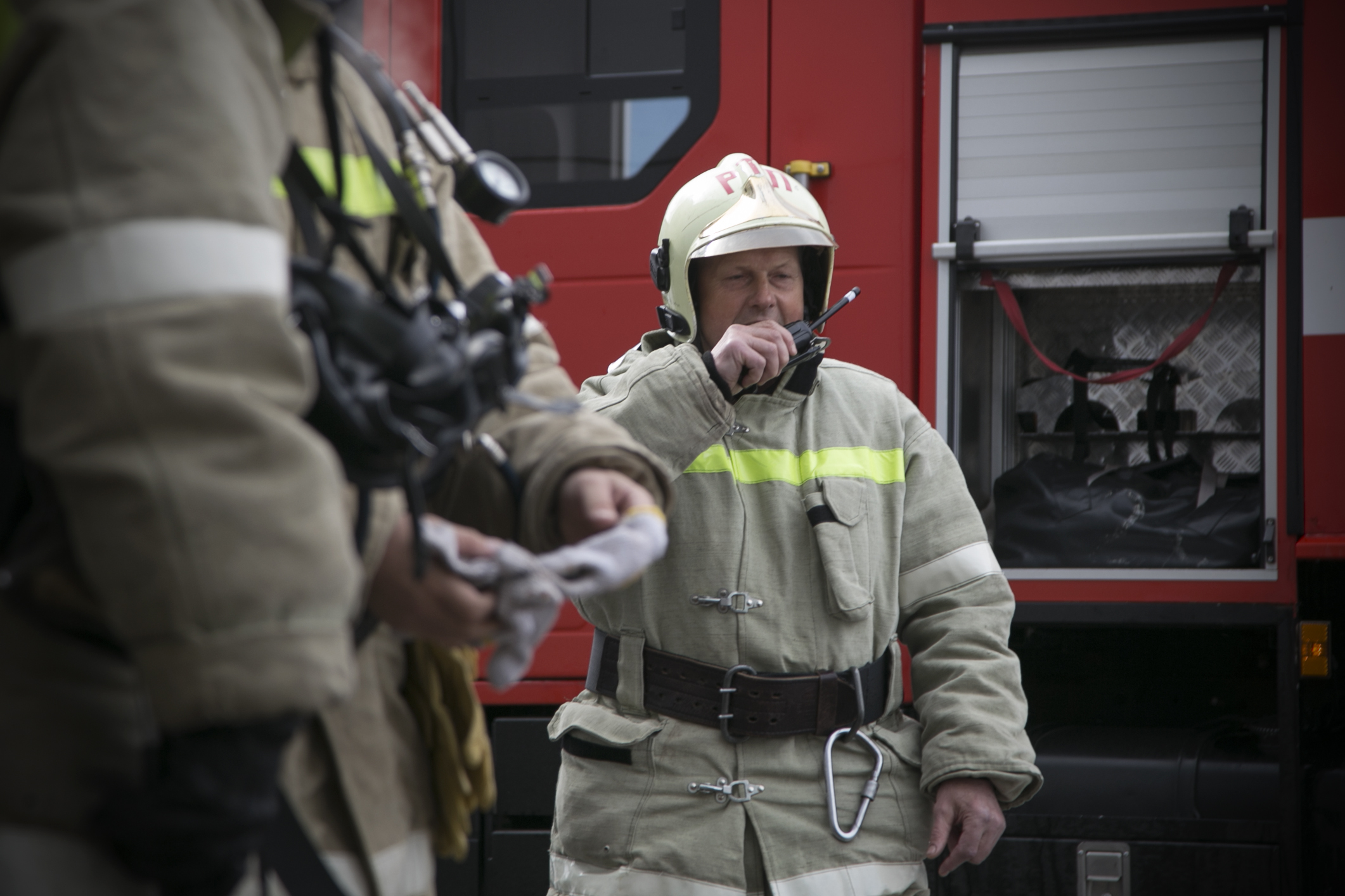 За сутки в ХМАО от огня пострадали две бани, дача и Центр профессиональной патологии