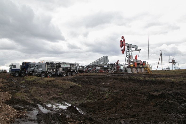 В Югре предприятие эксплуатировало нефтесборный трубопровод с нарушением