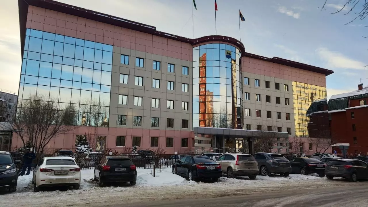 Прокурор Сургута потребовал от властей гласности и открытости