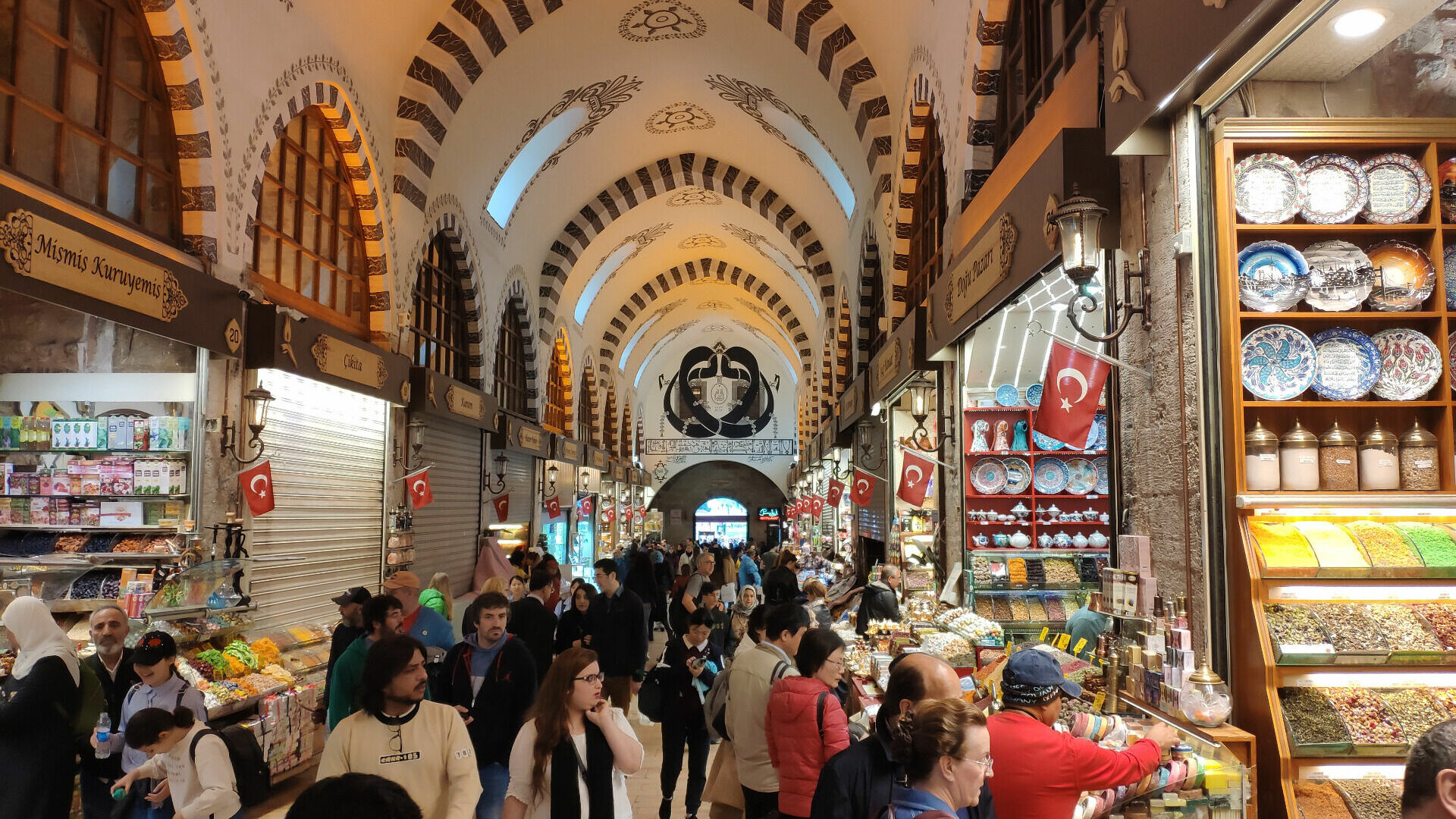 Туроператоры ХМАО предупреждают о росте цен на отдых в Турции и Сочи