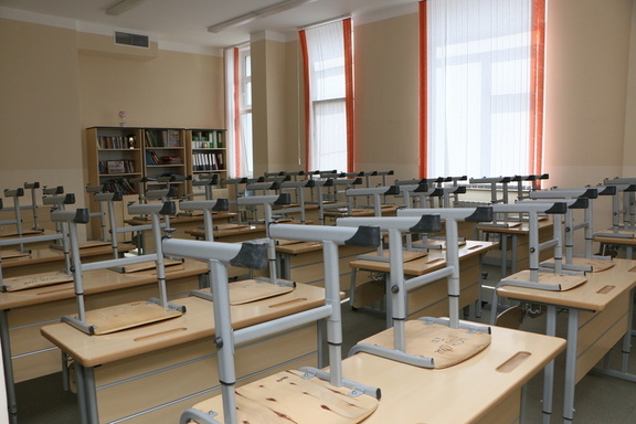 Ученики 8 школ Архангельска возвращаются в классы после дистанционного обучения