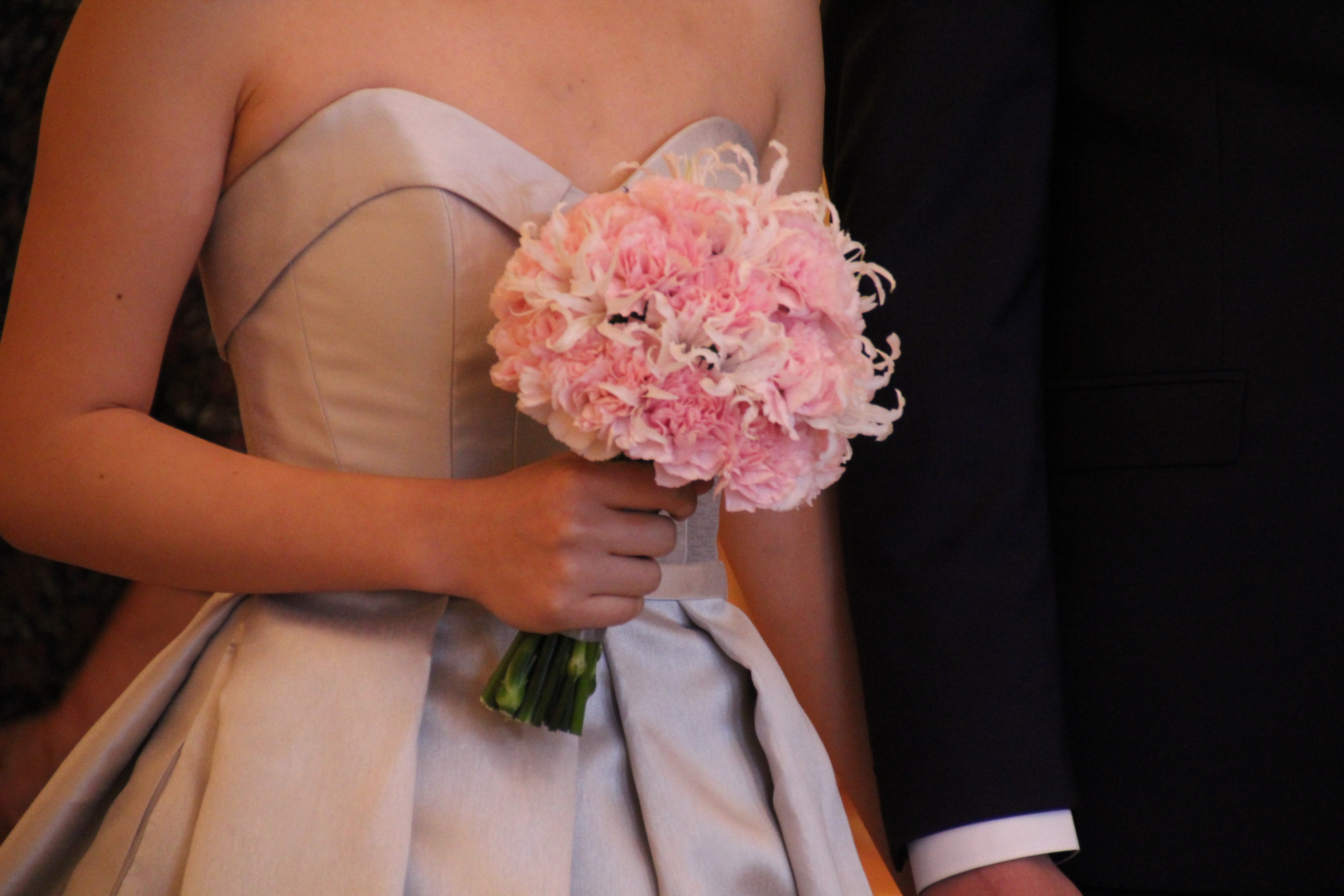 В Ханты-Мансийске невесты вынуждены штурмовать ЗАГС