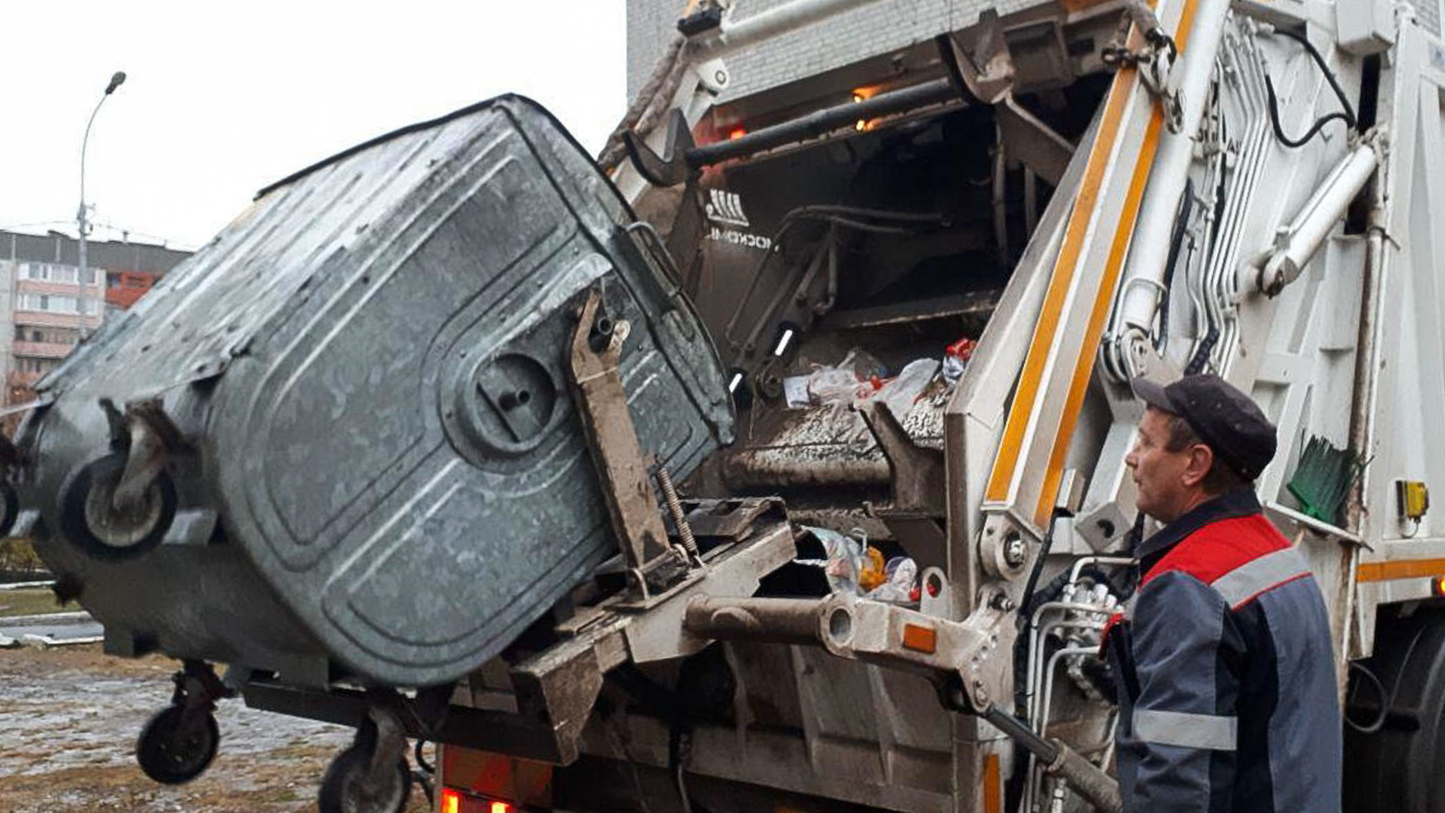 В Красноярске на 32% увеличили тариф на вывоз мусора