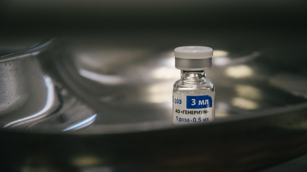 В Сургуте от COVID-19 сделали прививку 184,5 тысяч человек