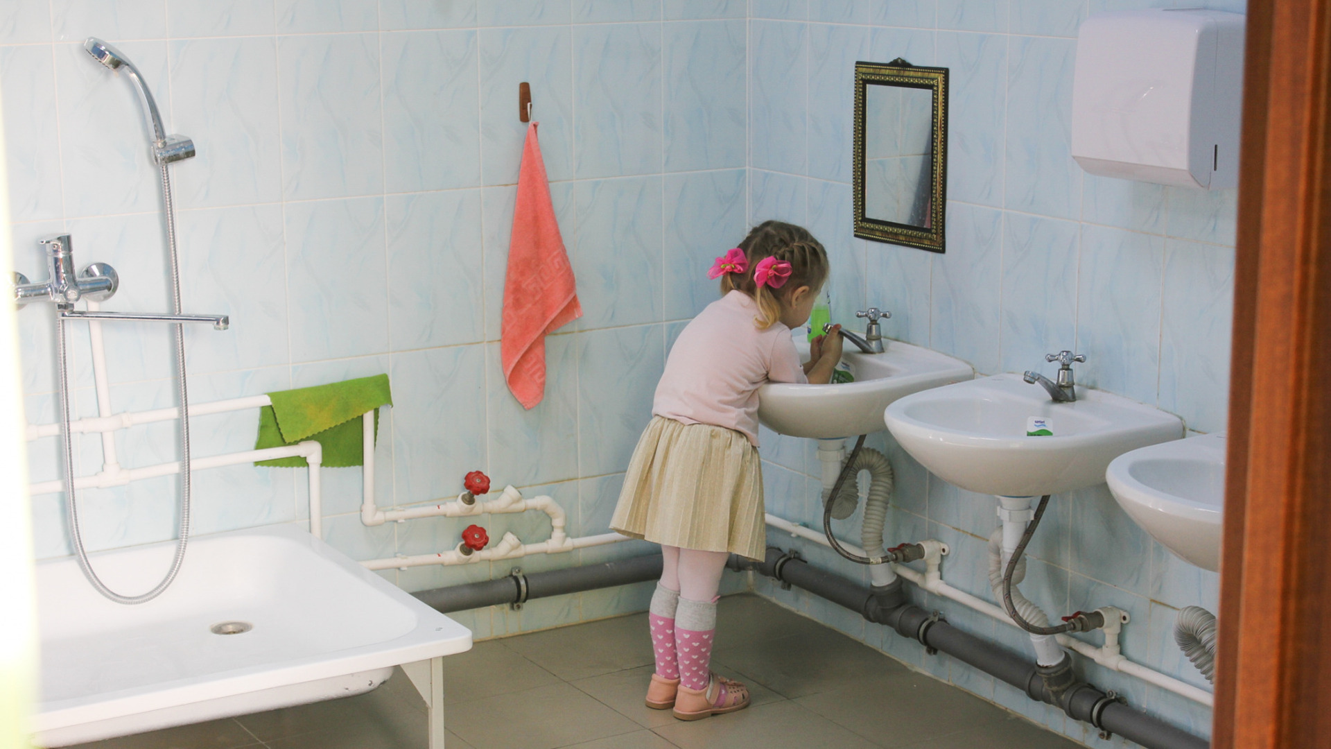 Обзор лучших детских садов в разных районах Ханты-Мансийска