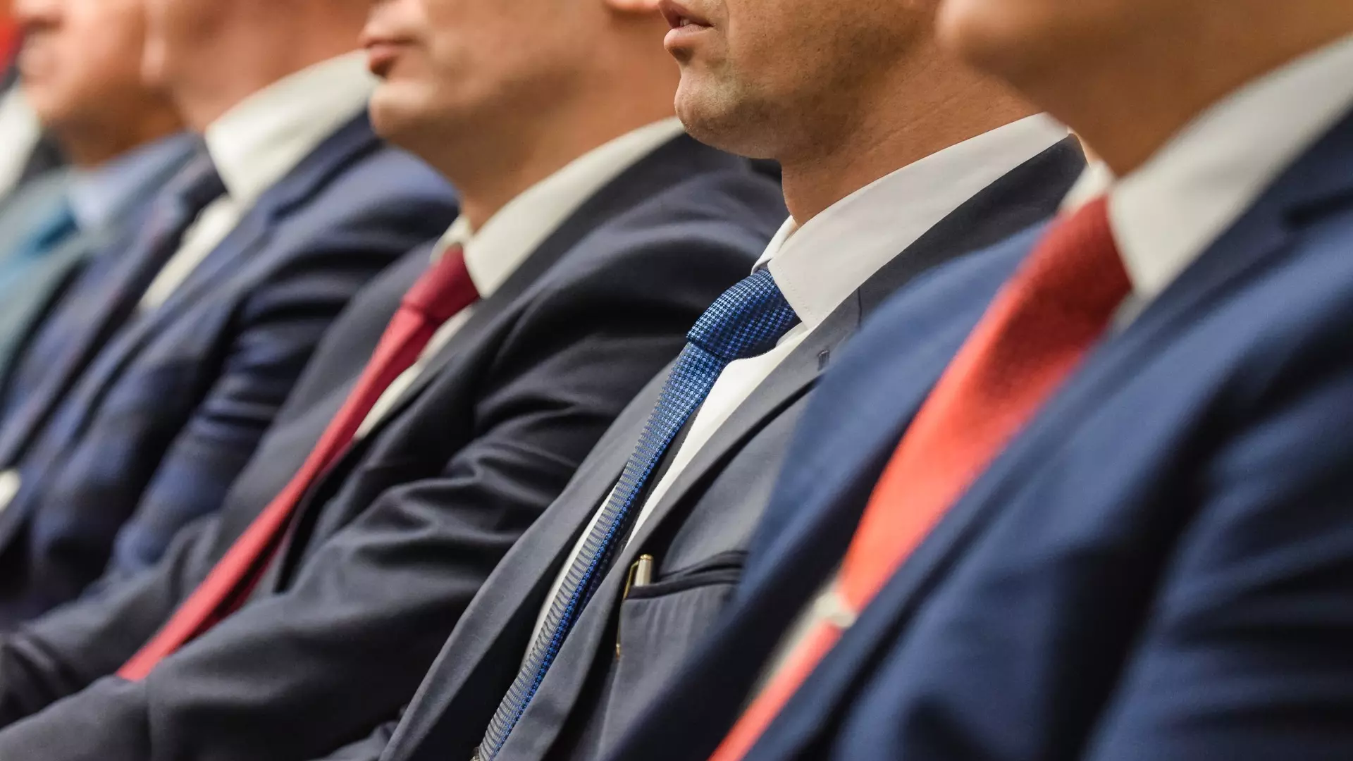 Трое известных югорчан получили приглашения на инаугурацию Путина в Москве.