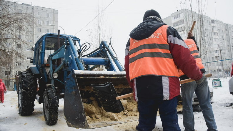 За январь с улиц Нижневартовска вывезли около 40 тысяч кубометров снега